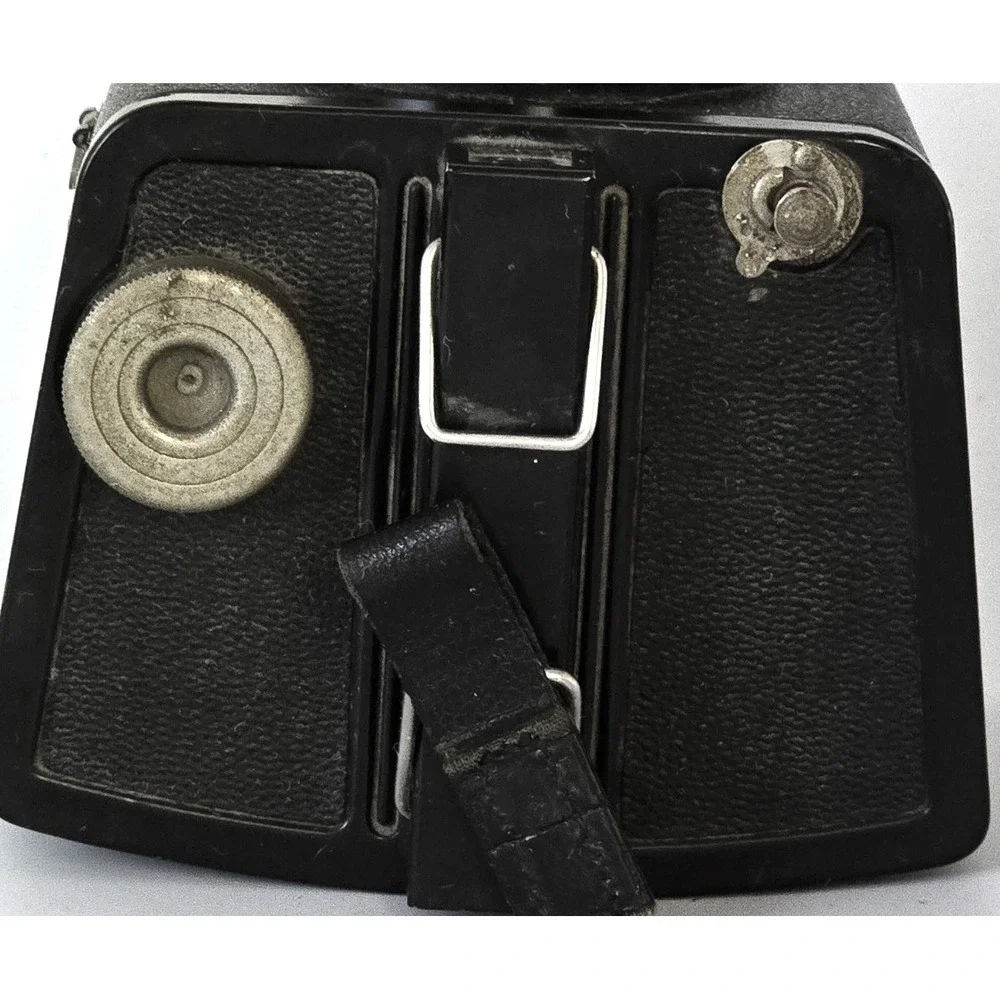 Vintage Eastman Kodak Six-20 Brownie Special Box Camera Black Bakelite Untested